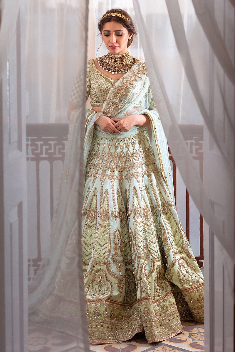Pakistani-Bridal-Dresses-2020-Mehndi-dresses-bridal-mehndi-dresses-2020