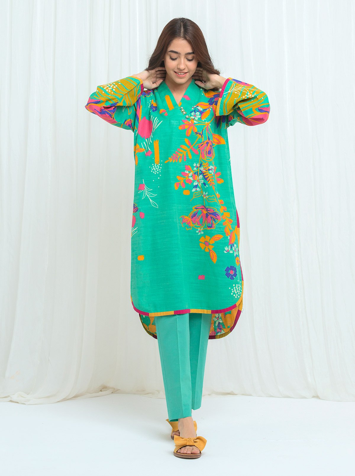 beechtree-limelight-pakistan-ladies-dresses-kurta-design-winter-wear-