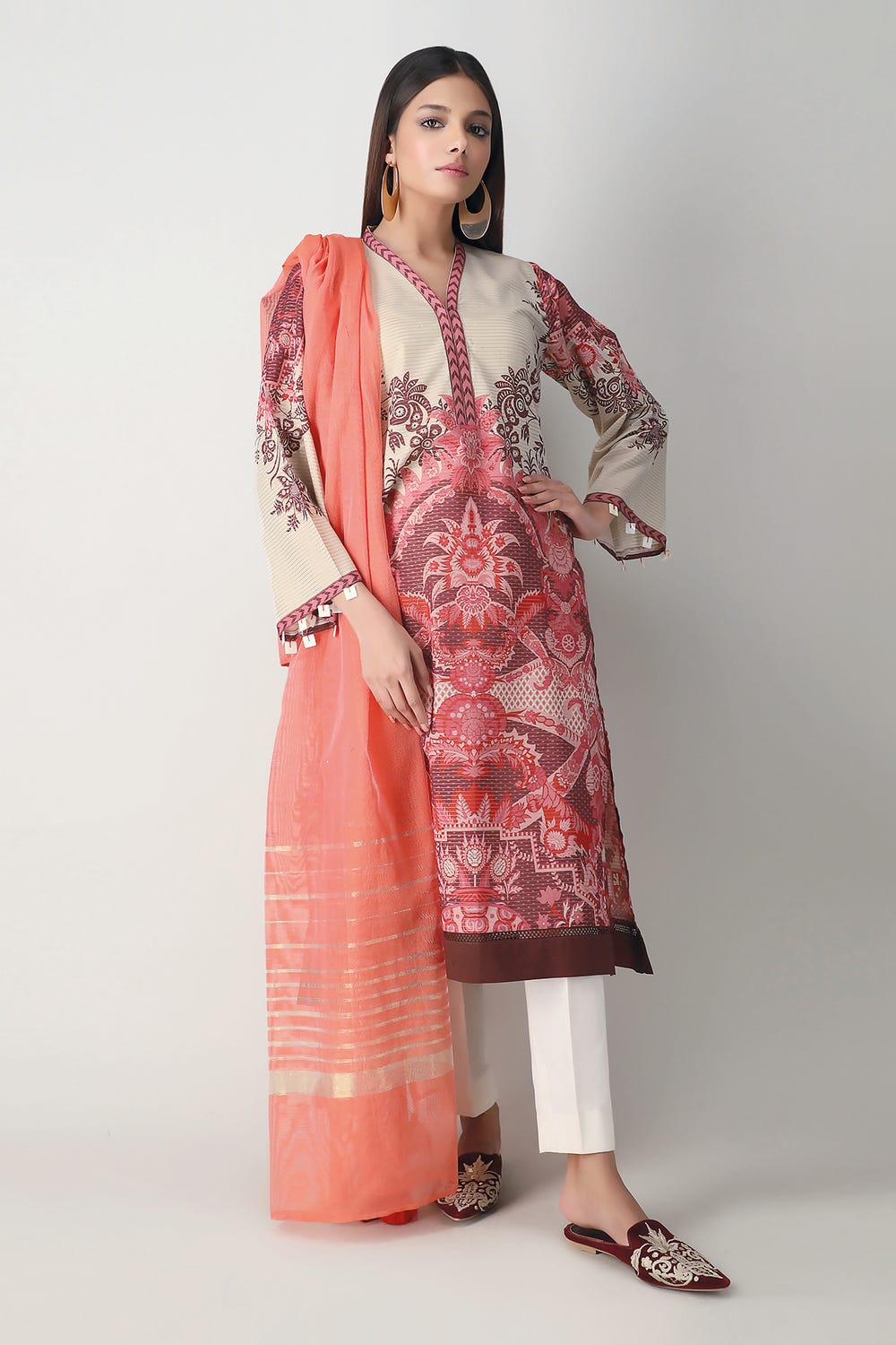 online-shopping-in-pakistan-dresses-for-girls-khaadi-lawn