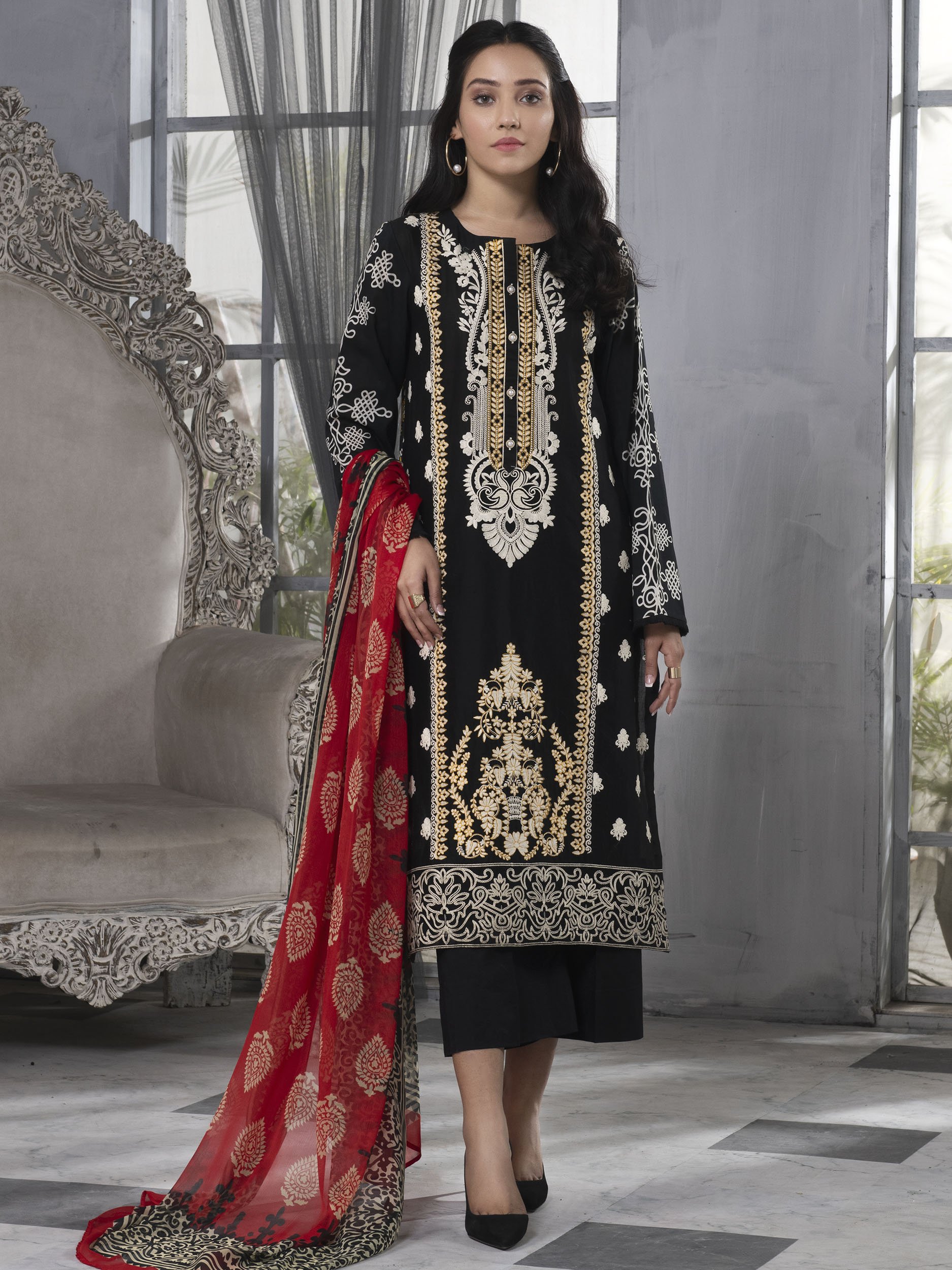 online-shopping-in-pakistan-girls-dresses-limelight-sale