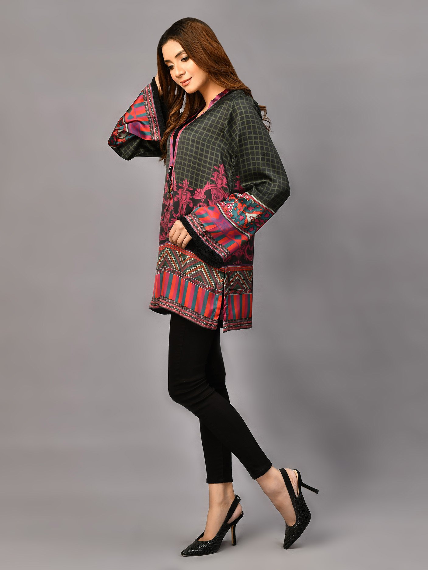 Online-shopping-in-pakistan-girls-dresses-ladies-shirts