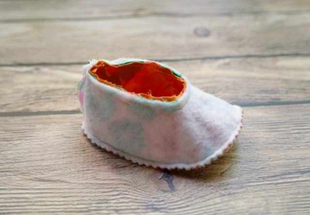 Baby Shoes Tutorial 8