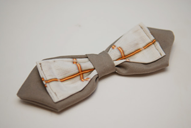 Sitching of a bow tie