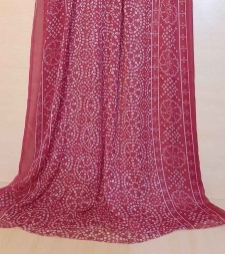 16693043290_Printed-Maroon-chunri-dupatta-style-by-ZARDI-02.jpg