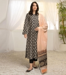 16835430350_Limelight-Sale-on-Black-Unstitched-3Pc-Pasted-Lawn-Suit-01.jpg