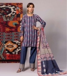 16898526100_Navy-Signature-Dyed-Khaddar-Teal-Suit-on-khaadi-sale-01.jpg