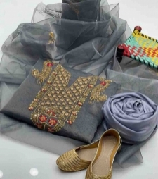 17084226140_Grey_Unstitched_Organza_Shirt__Dupatta_Red_3pc_With_Kathaan_Trouser.jpg
