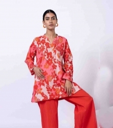 17519871560_Red_Printed_Ripple_Crinkle_Kurta_by_Khaadi_1.jpg