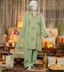 17549104190_Green_Dyed_Embroidered_Bamber_Chiffon_3_Piece_Suit_14_August_Azadi_Sale.jpg