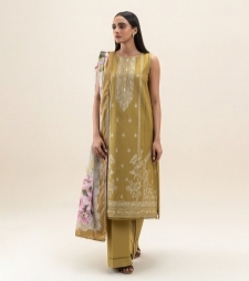 17585395880_Medallion_Dream_Lawn_Embroidered_3pc_Suit_by_Khaadi.jpg