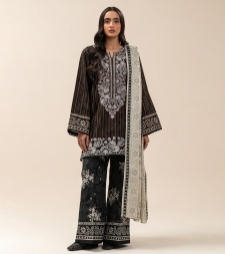 17604401430_Raven_Charm_Unstitched_3pc_Printed_Lawn_Suit_By_Beechtree.jpg