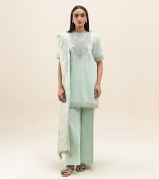 17606985150_Serene_Glam_Lurex_Jacquarad_Embroidered_3pc_Suit_by_Khaadi.jpg