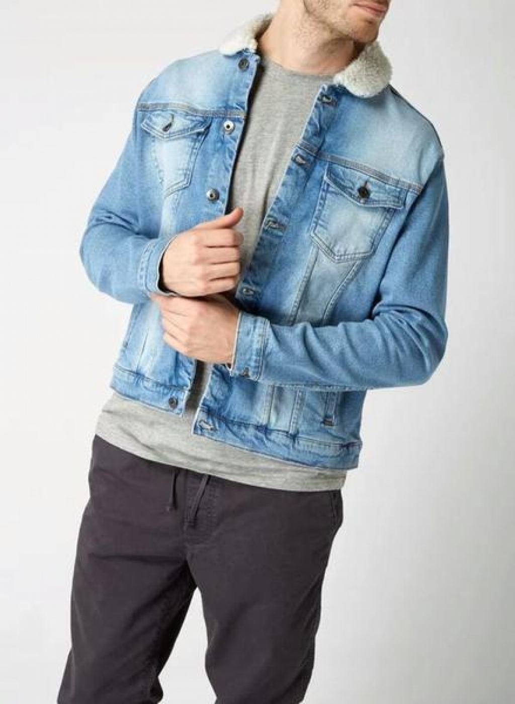 In Pakistan Men's Trucker Jacket With Fur In Pakistan Where