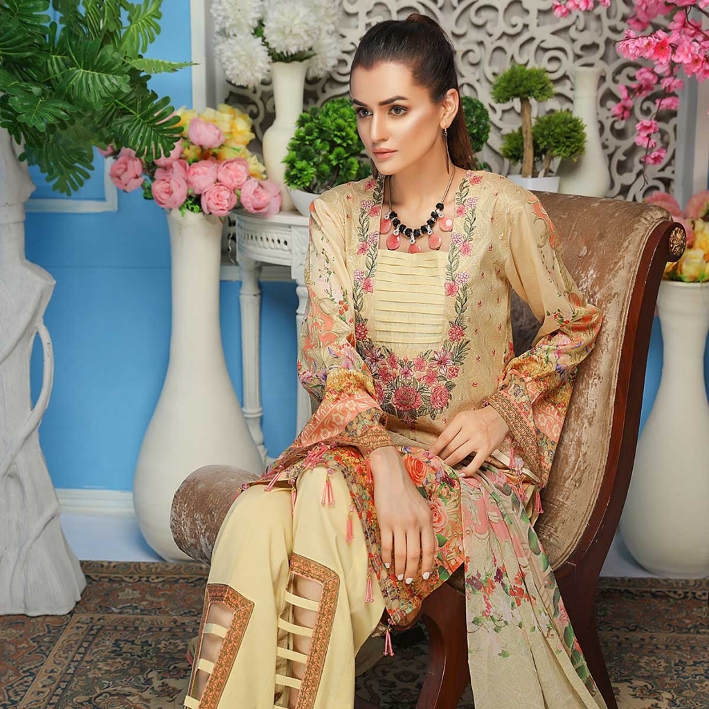 15943035350_Sanam-Saeed-Masoori-Embroidered-Lawn---SSMEL-V6-D09.jpg