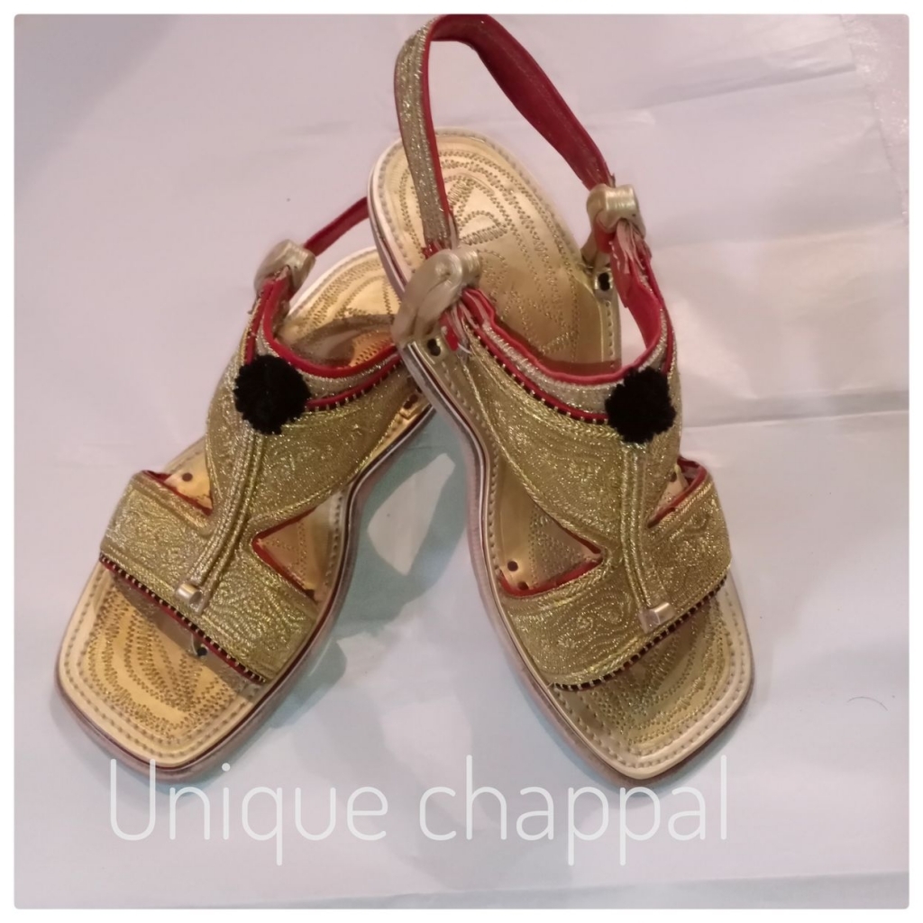 16530391850_Lawa_zari_chappal_3000_2nd.jpg