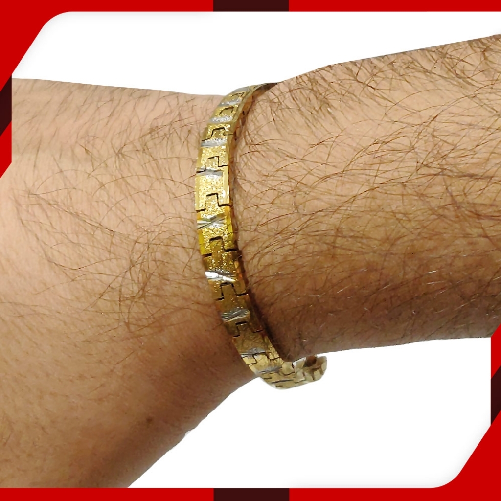 16588468810_Gold-Stainless-Steel-Bracelet-for-Men-01.jpg