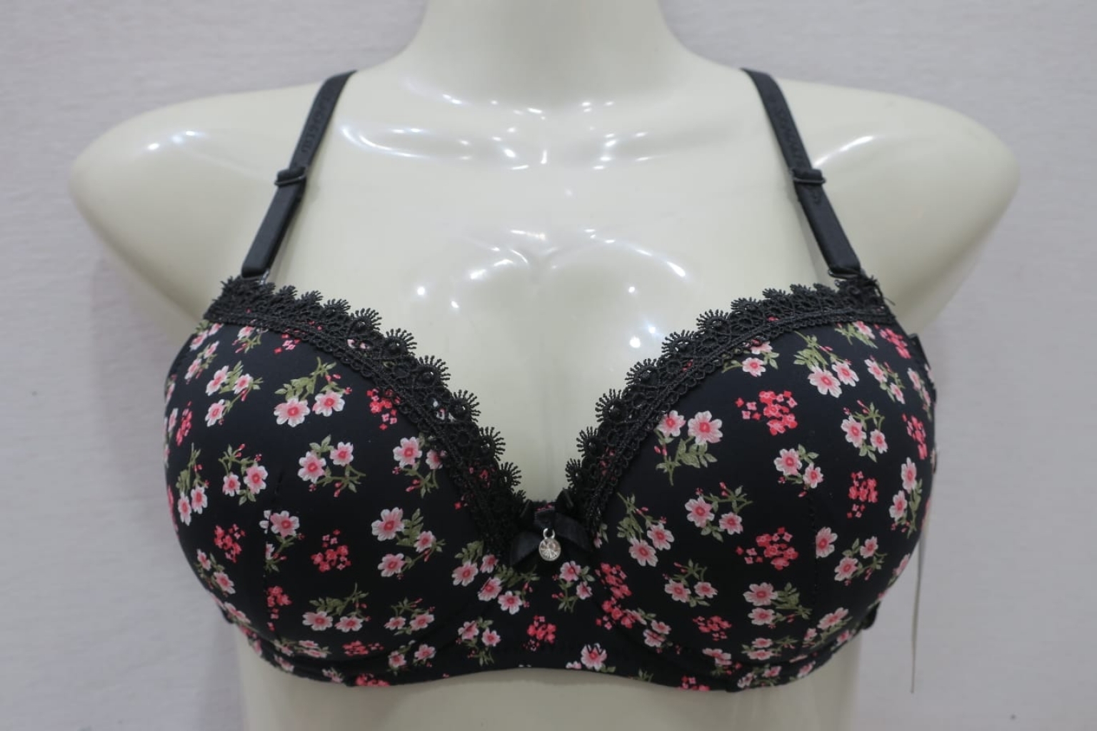 Buy Black Padded Bra UK Brand By Ahmad Garments in Pakistan