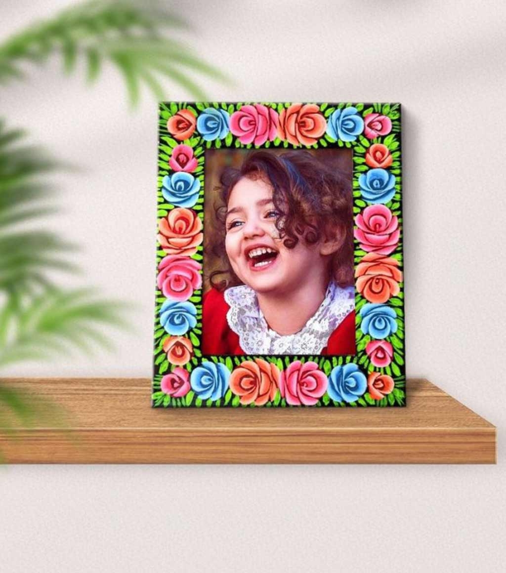 16681669910_Floral-Decorative-photo-frame-Inspired-By-Truck-Art-01.jpg