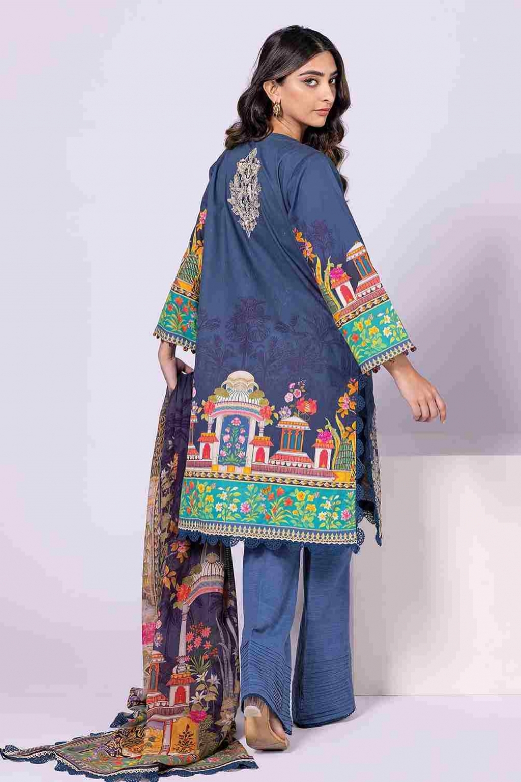 Buy khaadi sale on Signature Printed Cotton Satin Suite in Pakistan online shopping in Pakistan
