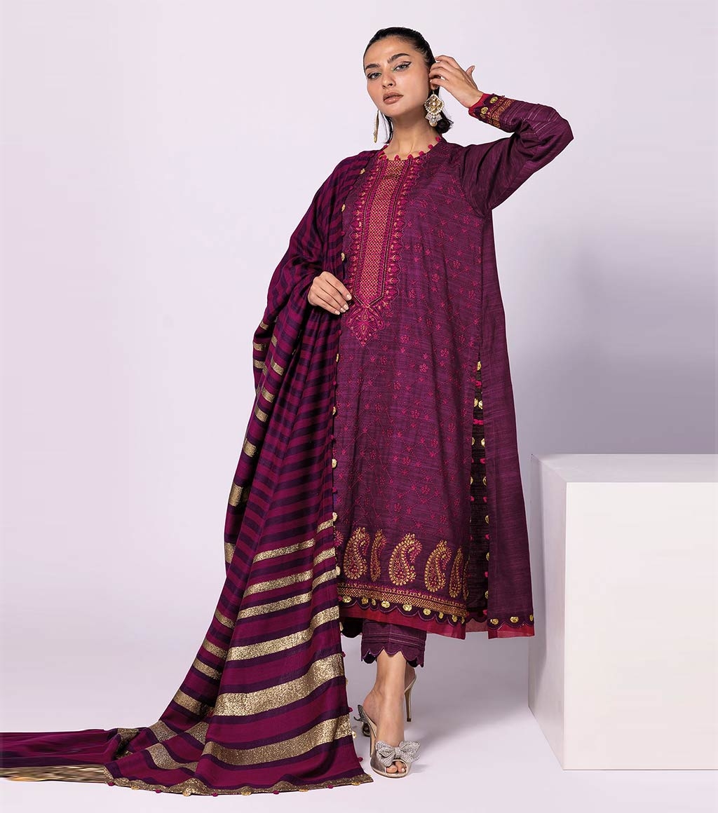 Buy khaadi sale on Dyed Organza Neckline Khaddar Suite in Pakistan ...