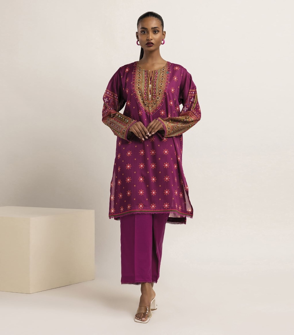 16928762660_Pink-Printed-Lawn-Suit-on-khaadi-sale-01.jpg
