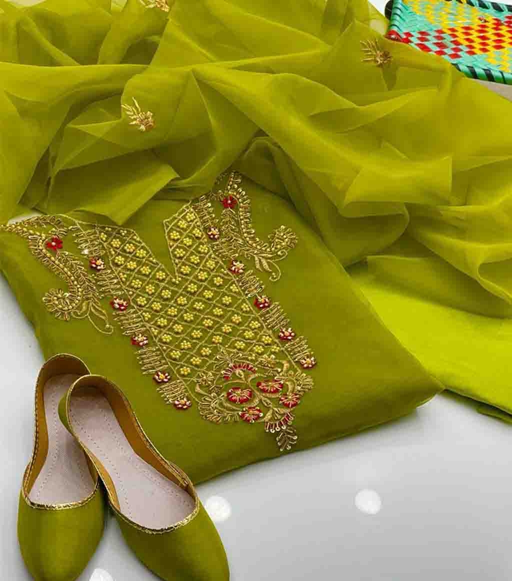 17084227100_Mehndi_Organza_Shirt__Dupatta_Red_Unstitched_3pc_With_Kathaan_Trouser.jpg