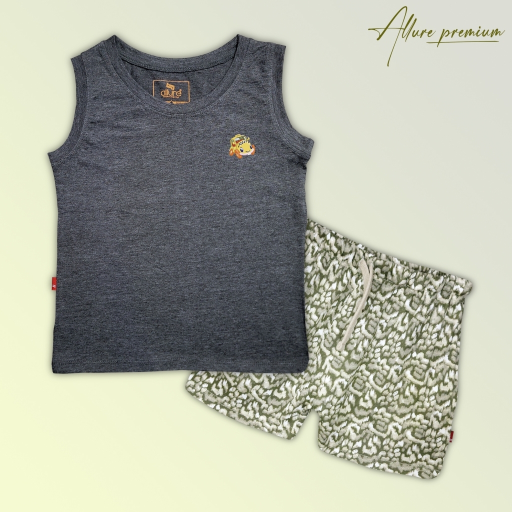 17464553200_Allurepremium_Dark_Grey_Foxy_TT_With_Brown_Print_Shorts.jpg