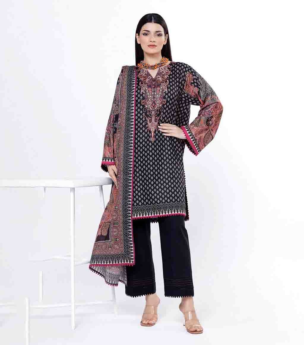 17520662760_Black_Digital_Printed_Dobby_3pc_Suit_by_Khaadi.jpg