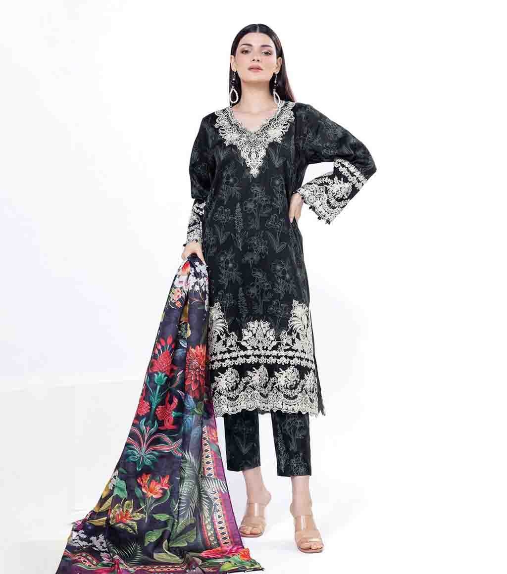 17533623850_Black_Embroidered_Cotton_Satin_3pc_Suit_by_Khaadi.jpg
