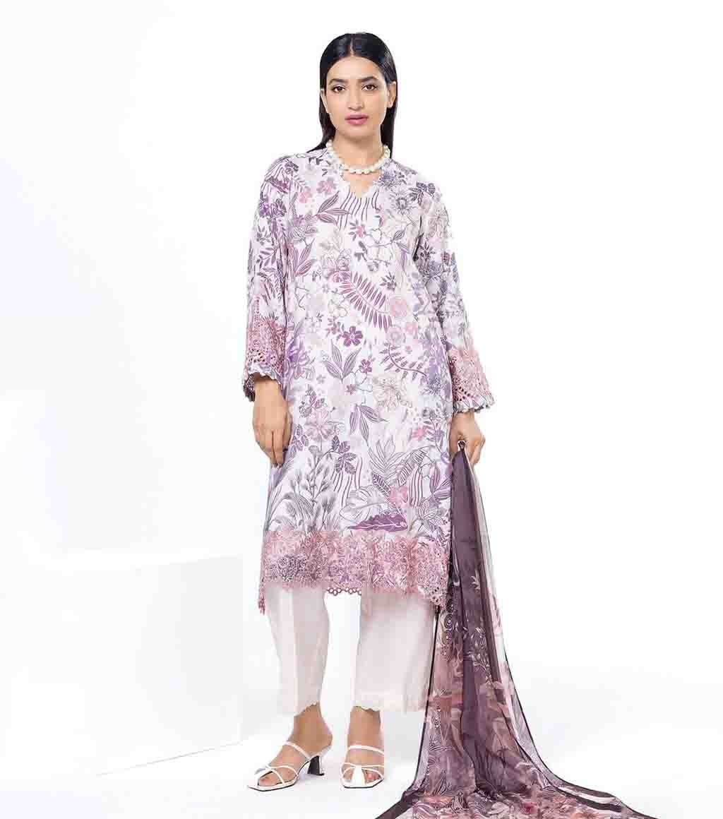 17538773130_Cambric_Digital_Print_Embroidered_3pc_Suit_by_Khaadi.jpg