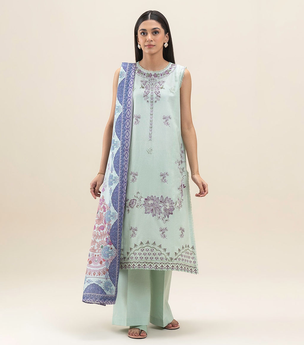 17556874970_Mint_Glint_Unstitched_3pc_Embroidered_Lawn_Suit_By_Beechtree.jpg