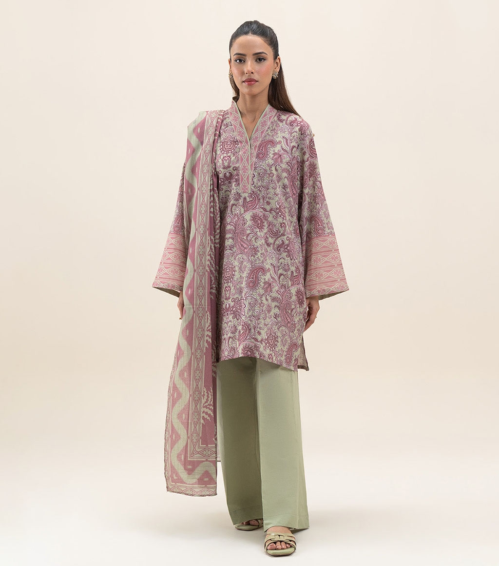 17562920300_Flore_Lush_Unstitched_3pc_Printed_Lawn_Suit_By_Beechtree.jpg