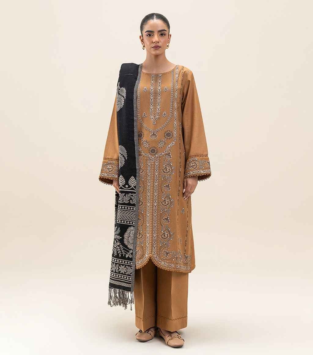 17635503830_large_17603539780_Sangria_Dusk_Unstitched_3pc_Embroidered__Khaddar_Suit_By_Beechtree_11zon.jpg